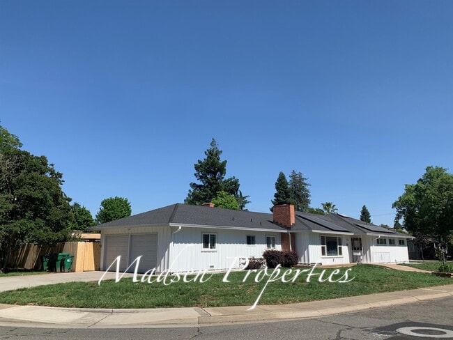 property at 1308 Kentfield Rd