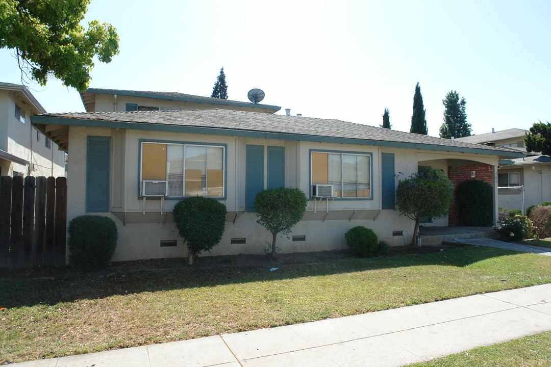 266 Greendale Way in San Jose, CA - Building Photo