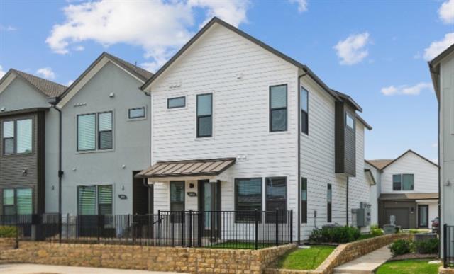 2300 S McDonald St in McKinney, TX - Building Photo
