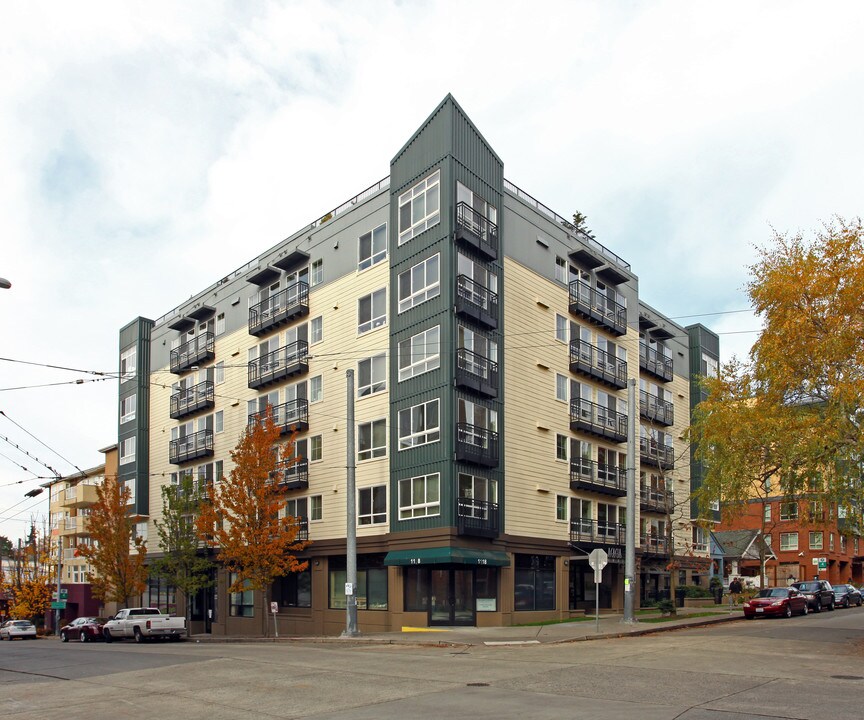 Acacia Court in Seattle, WA - Foto de edificio