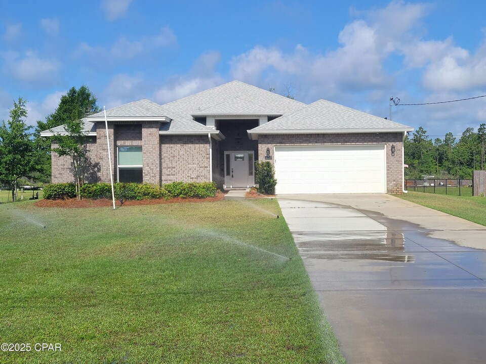 1400 W Park Ln in Panama City, FL - Building Photo