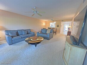 15400 Cedarwood Ln in Naples, FL - Building Photo - Building Photo