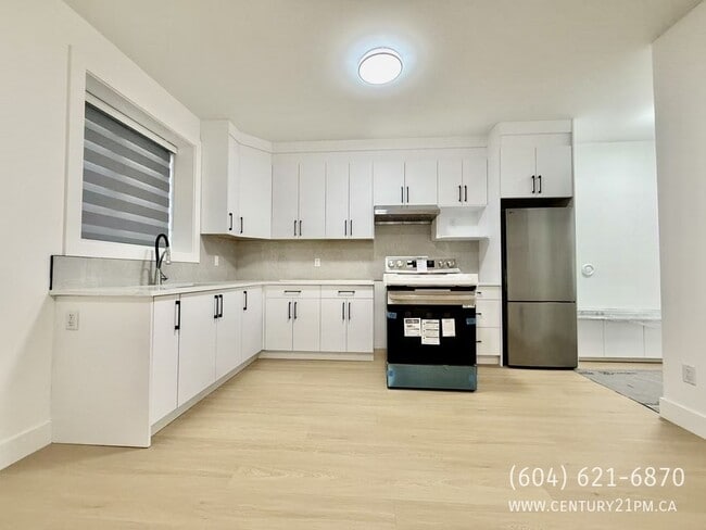 property at 7479-149A 149a St