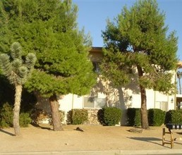 Sage Apartments in Yucca Valley, CA - Building Photo - Building Photo