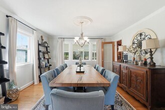 7001 Arbor Ln in McLean, VA - Building Photo - Building Photo