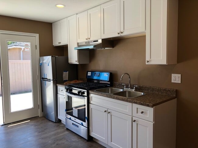 property at 1925 Orange Ave