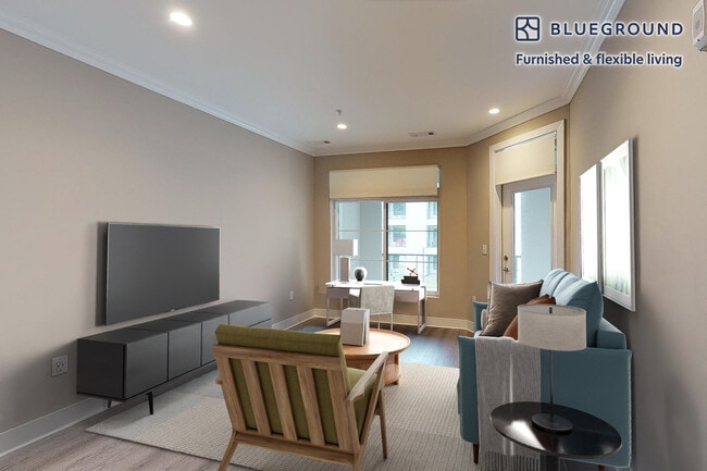 240 E Shore Rd in Great Neck, NY - Building Photo - Building Photo