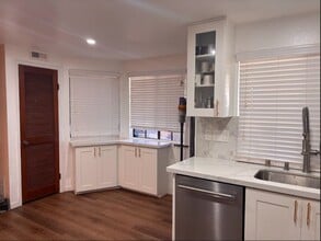 17555 Ashburton Rd in San Diego, CA - Building Photo - Building Photo
