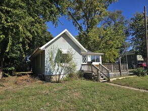 518 Kern St in Waterloo, IA - Building Photo - Building Photo