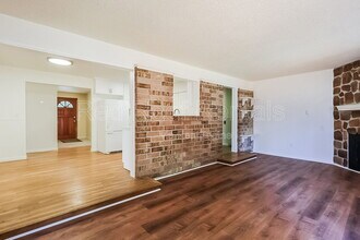 4414 67th Ave W in University Place, WA - Building Photo - Building Photo