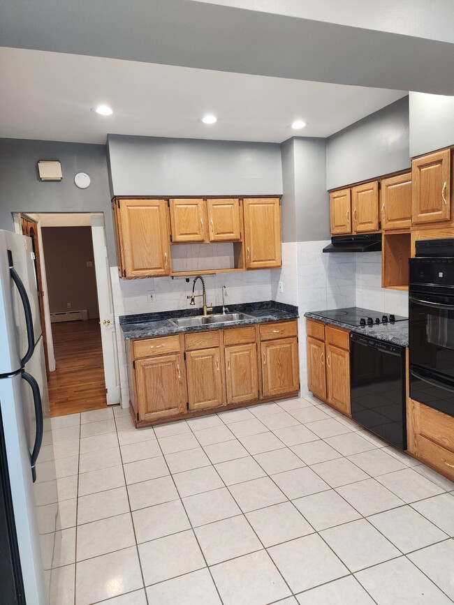 property at 5505 Beacon St