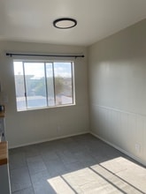 11643 Eucalyptus Ave in Hawthorne, CA - Foto de edificio - Building Photo