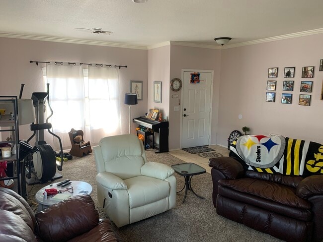 property at 3864 S Emery