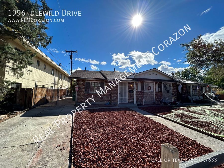 1996 Idlewild Dr in Reno, NV - Building Photo