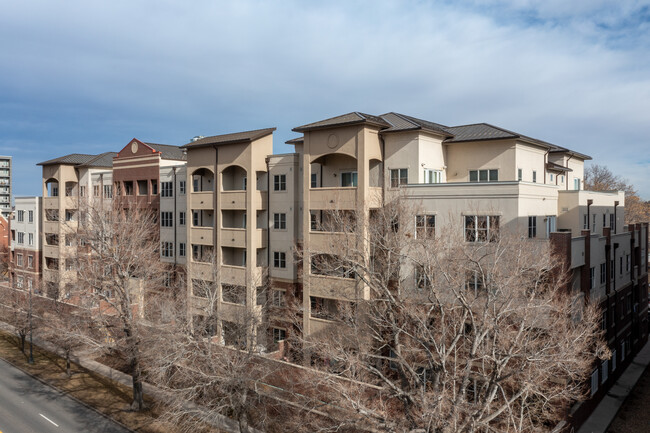 2200 S University Blvd in Denver, CO - Building Photo - Building Photo