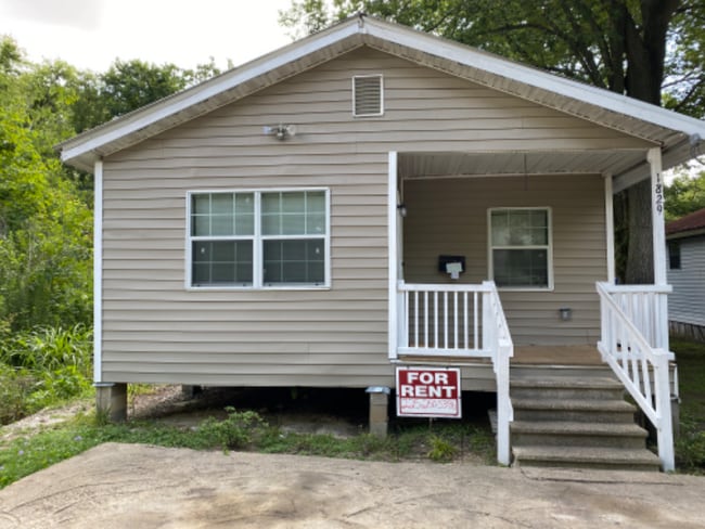 property at 1829 California St