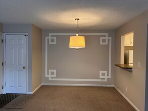 4820 Westmar Ter, Unit #2 in Louisville, KY - Foto de edificio - Building Photo