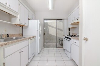 208 Perth Ct in Winter Springs, FL - Building Photo - Building Photo
