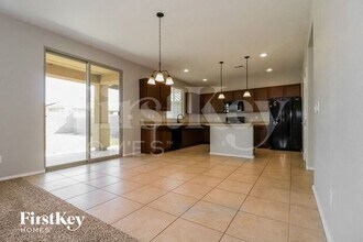 17964 W Louise Dr in Surprise, AZ - Building Photo - Building Photo