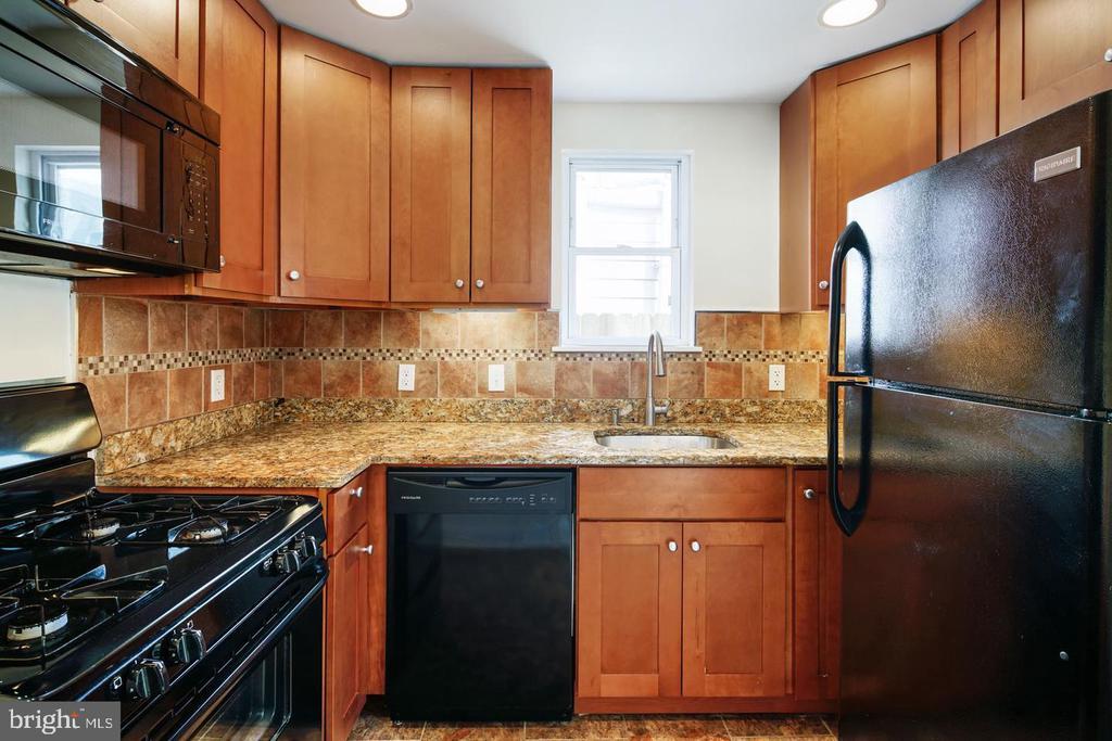 3149 Tilton St in Philadelphia, PA - Building Photo