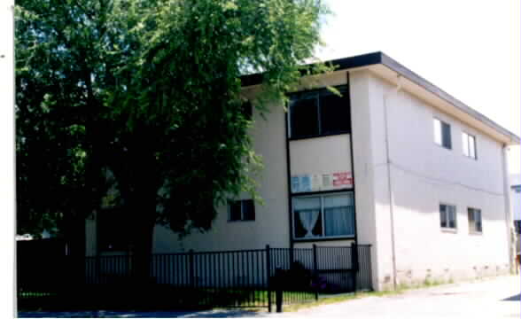 1339 Crucero Dr in San Jose, CA - Foto de edificio - Building Photo