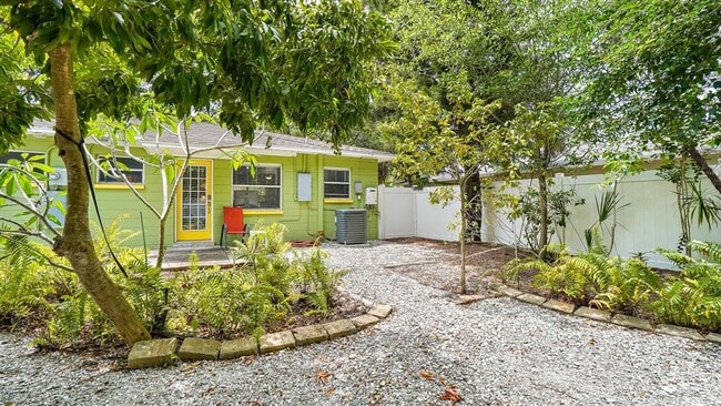 263 22nd St N in St. Petersburg, FL - Building Photo - Building Photo