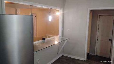 3735 California Ave in Jackson, MS - Foto de edificio - Building Photo