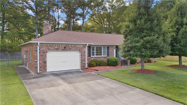 property at 2313 Lloyd Dr