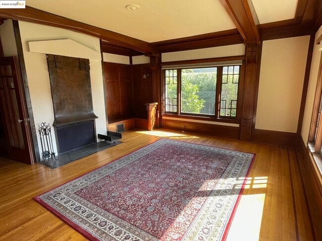 property at 741 Haddon Pl