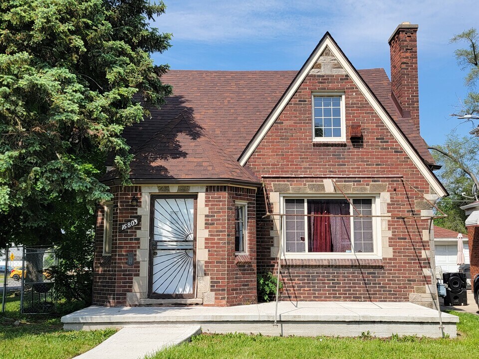 16803 Fenmore St in Detroit, MI - Building Photo