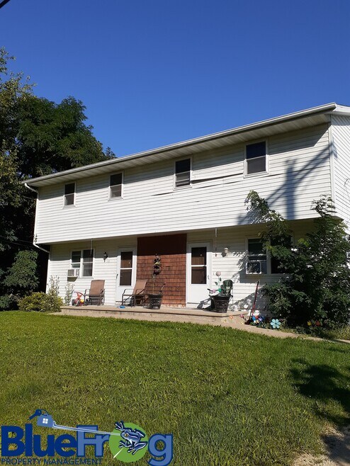 Acorn Court Apartments Menasha Wi Apartments For Rent