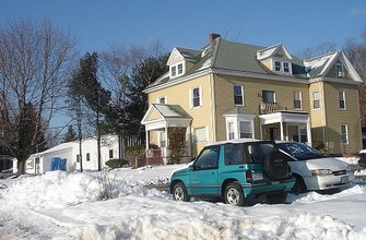 25 Garden Rd in Plaistow, NH - Building Photo - Building Photo