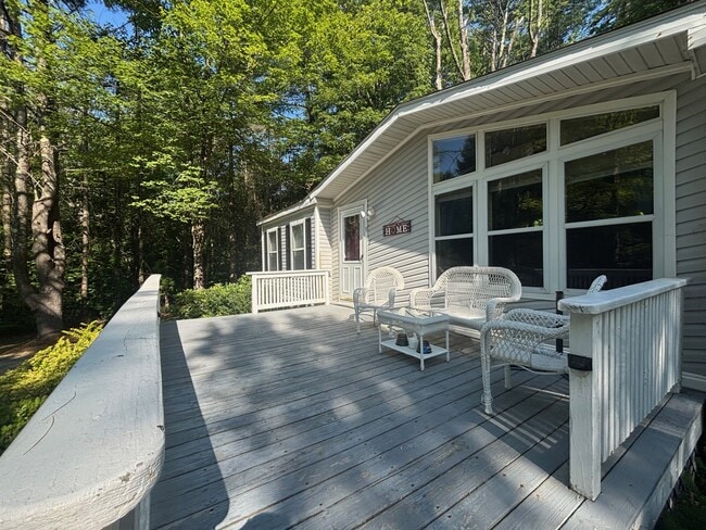 9 Westbury Rd in Meredith, NH - Building Photo - Building Photo