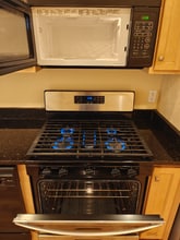 2000 Barclay St in Baltimore, MD - Building Photo - Building Photo