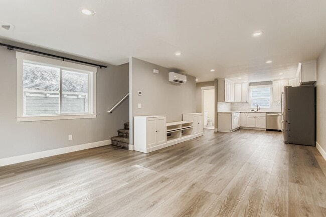 3771 SE 43rd Ave in Portland, OR - Building Photo - Building Photo