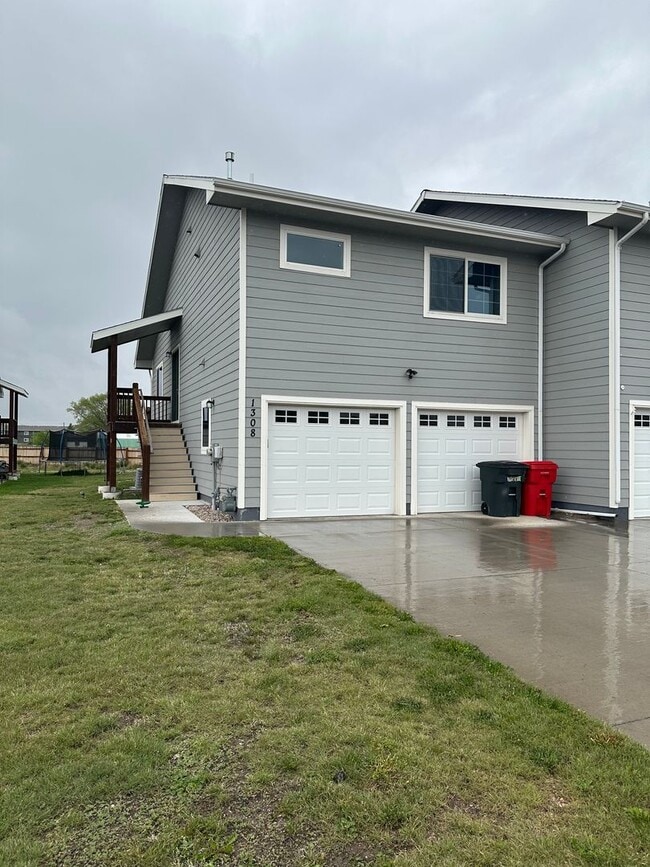 property at 1308 Bette Ln