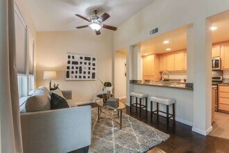 1037 Scotia Terrace in Sunnyvale, CA - Building Photo - Building Photo