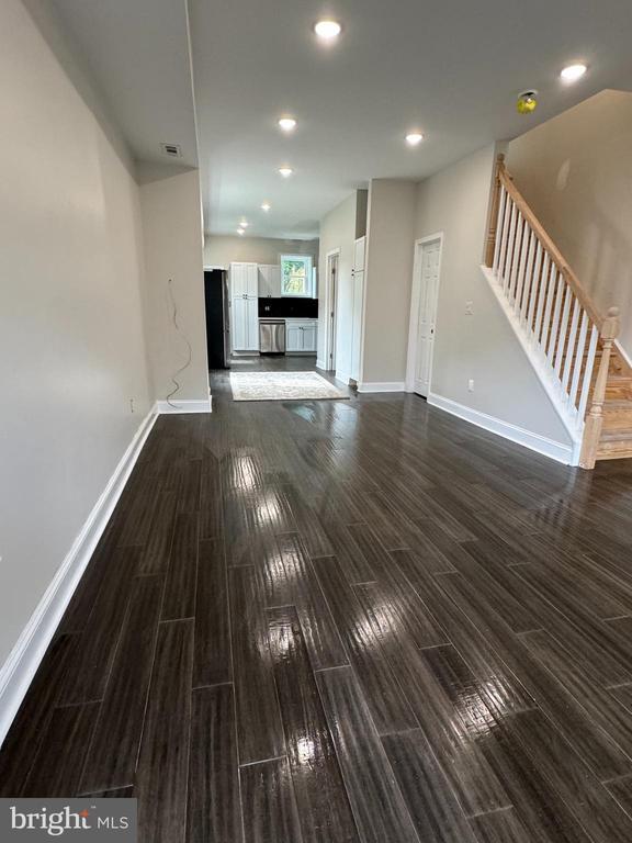 property at 3515 Sunnyside Ave