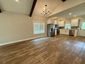 330 Orion St in Troy, AL - Foto de edificio - Building Photo