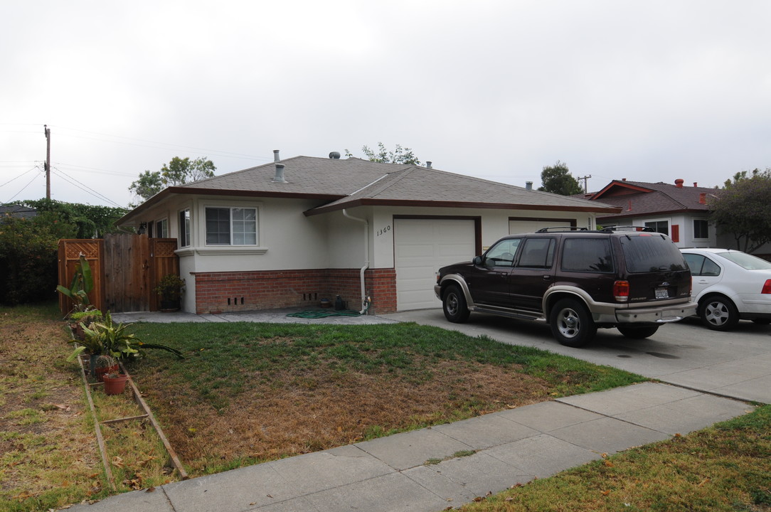 1360-1362 Darryl Dr in San Jose, CA - Building Photo