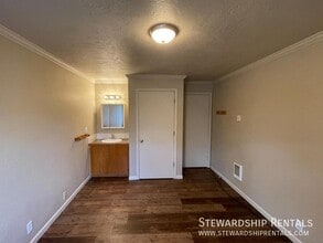 1827 Harris St in Eugene, OR - Building Photo - Building Photo