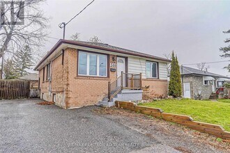 546 Phillip Murray Ave in Oshawa, ON - Building Photo - Building Photo