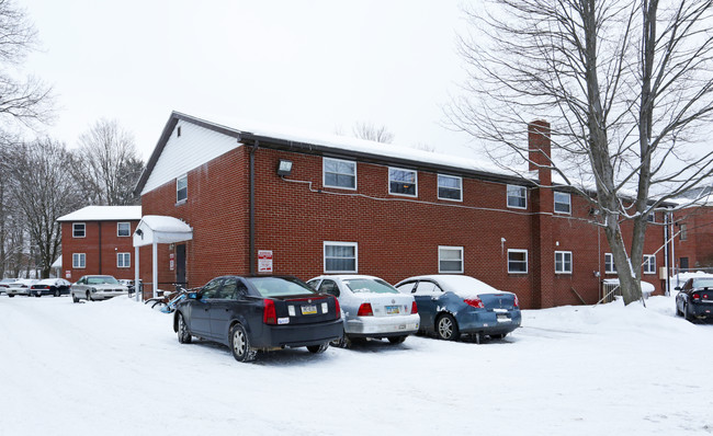 Hidden Lane Apartments in Edinboro, PA - Building Photo - Building Photo