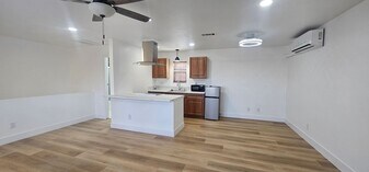 12891 Indiana Ave in Riverside, CA - Building Photo