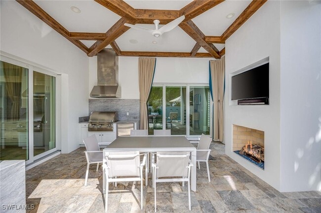 property at 9171 Mercato Ln