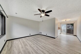 5707 Ballard Ave, Unit 5709 in Lincoln, NE - Building Photo - Building Photo