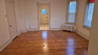 1708 E Belleview Pl in Milwaukee, WI - Building Photo - Building Photo
