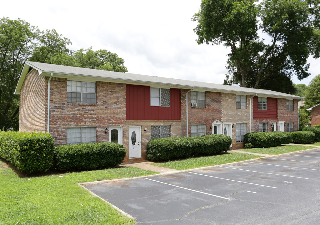 Cedar Street Townhomes in Carrollton, GA - Building Photo