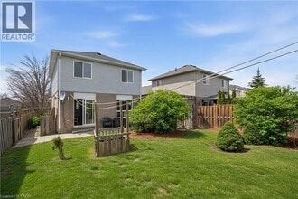 269 Millburn Blvd in Fergus, ON - Building Photo - Building Photo