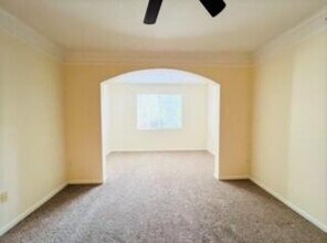 3207 Myrtlewood Cir E in Palm Beach Gardens, FL - Building Photo - Building Photo